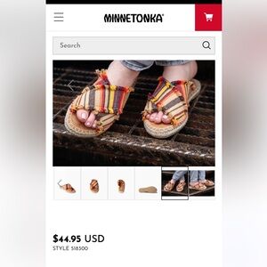 Minetonka pepper sandals‎ size 9 frayed  colorful fabric. EUC